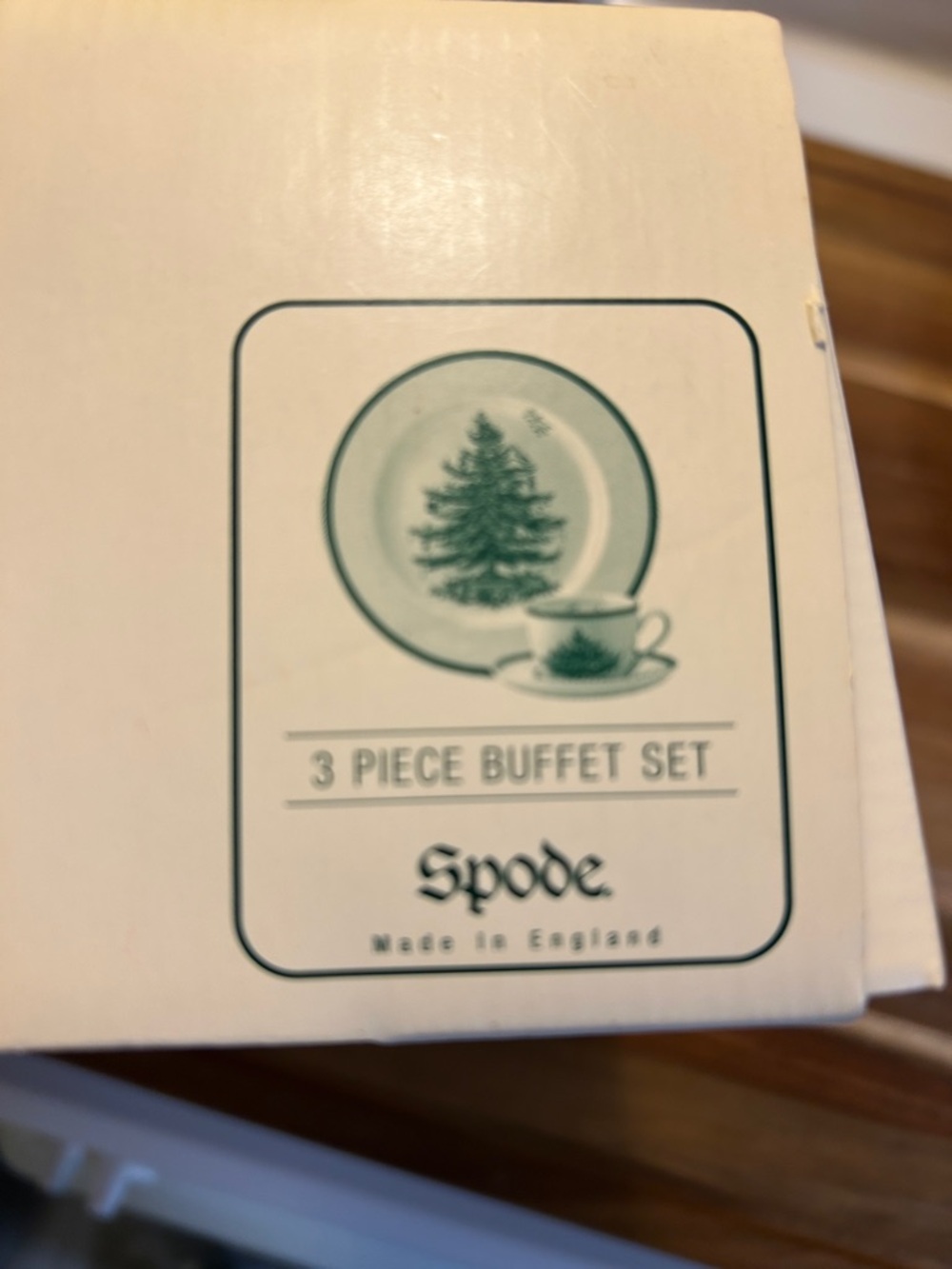Spode Christmas Tree 3 piece buffet set - Picture 3 of 7